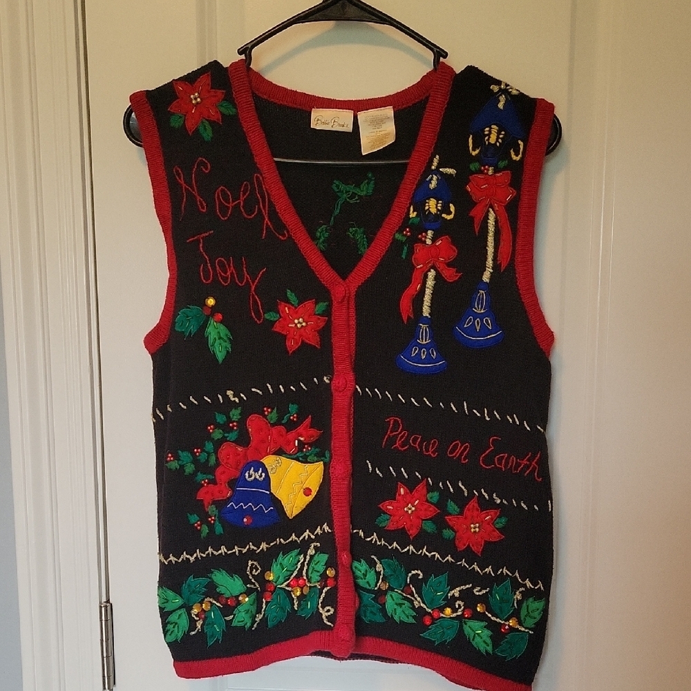 Bobbie Brooks Size Medium Christmas Sweater Vest Noel Joy